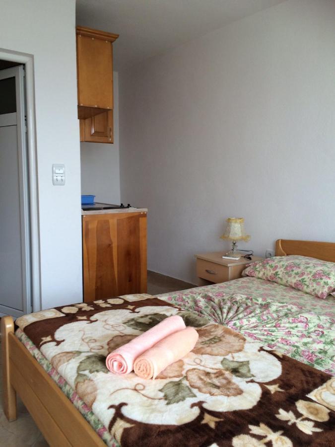 Sand And Sea Apartments Ulcinj Ngoại thất bức ảnh