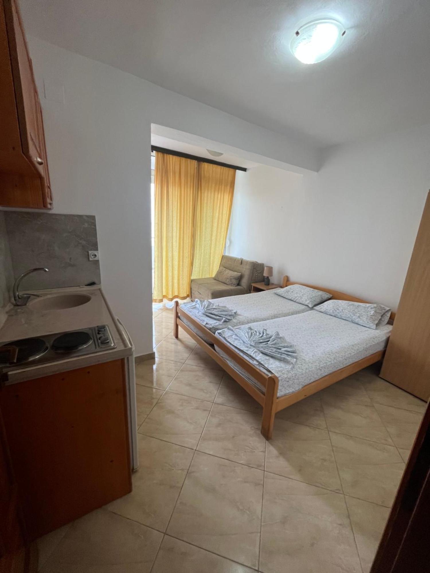 Sand And Sea Apartments Ulcinj Ngoại thất bức ảnh