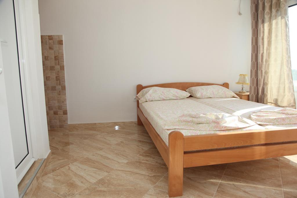 Sand And Sea Apartments Ulcinj Ngoại thất bức ảnh